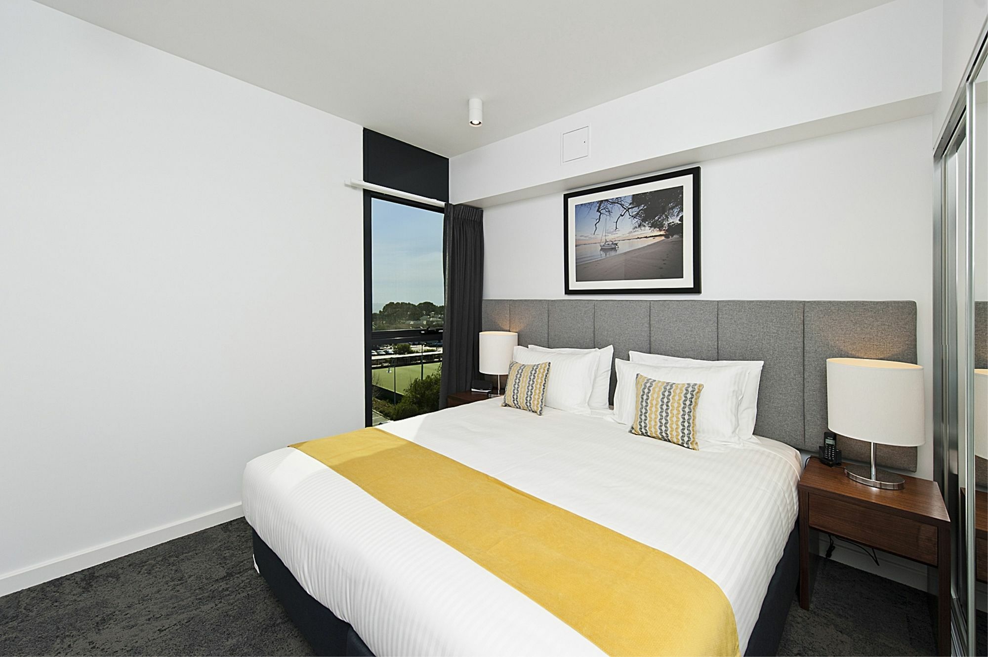 Quest 4* Rockingham